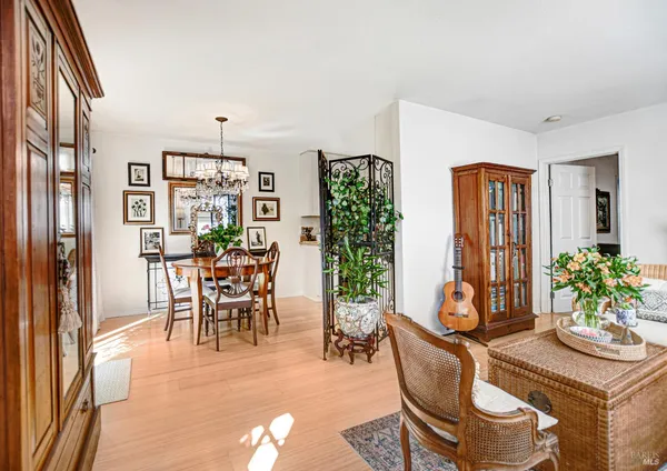 $355,000 | 1574 Yardley Street, Santa Rosa, CA 95403