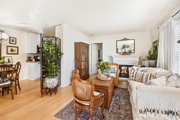 $355,000 | 1574 Yardley Street, Santa Rosa, CA 95403