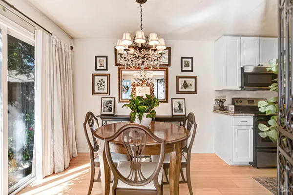 $355,000 | 1574 Yardley Street, Santa Rosa, CA 95403