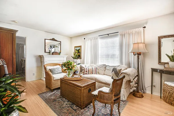 $355,000 | 1574 Yardley Street, Santa Rosa, CA 95403