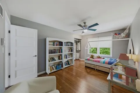 $285,000 | 9726 Winslow Place, Kansas City, MO 64131