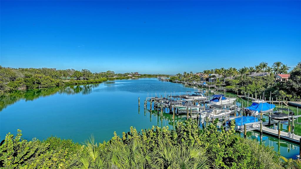 225 Sands Point Road, Unit 7205 Longboat Key, FL 34228 - Photo 9 of 30