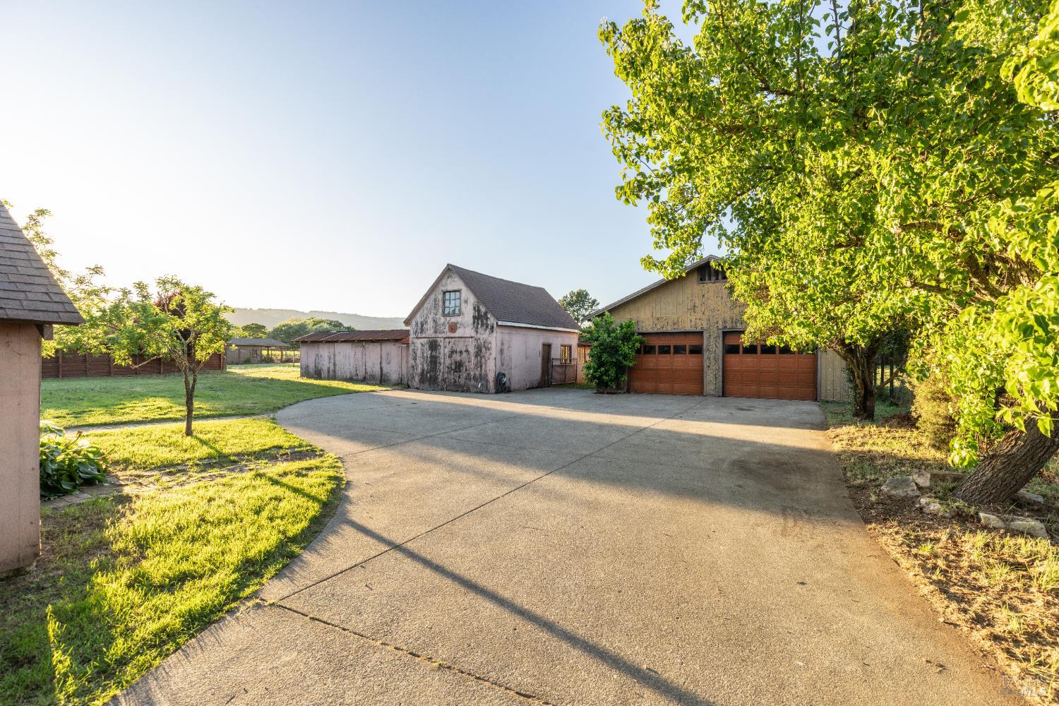 1220 Sperring Road Sonoma, CA 95476 - Photo 25 of 61
