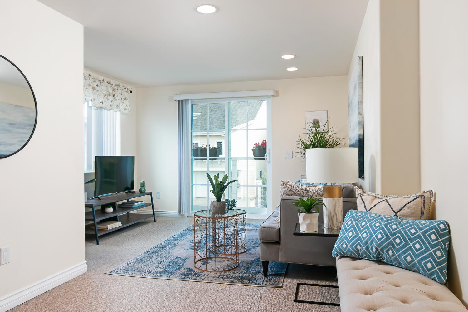 328 Lakeshore Drive Oxnard, CA 93035 - Photo 12 of 43 a living room with furniture and a flat screen tv