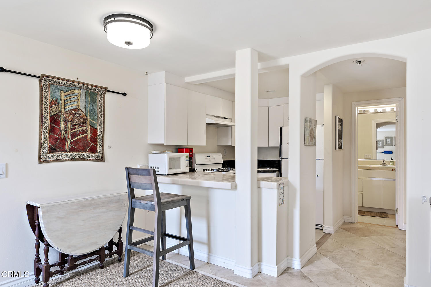 328 Lakeshore Drive Oxnard, CA 93035 - Photo 21 of 43 a view of a dining room with furniture