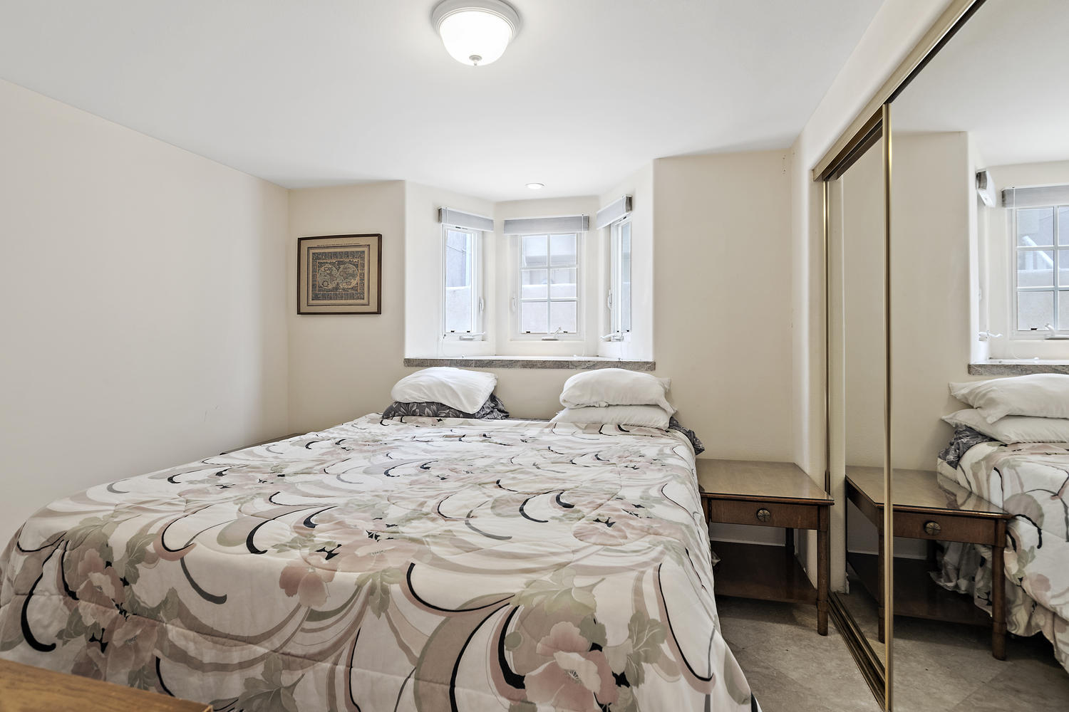 328 Lakeshore Drive Oxnard, CA 93035 - Photo 22 of 43 a bedroom with a bed and a window