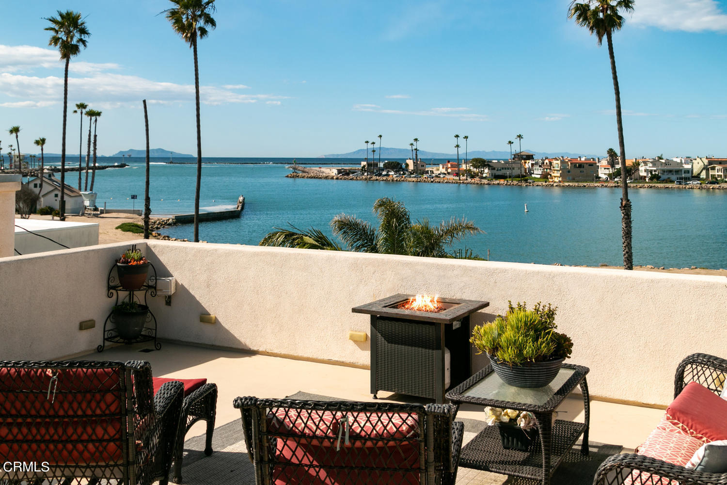 328 Lakeshore Drive Oxnard, CA 93035 - Photo 25 of 43 a view of a balcony with furniture