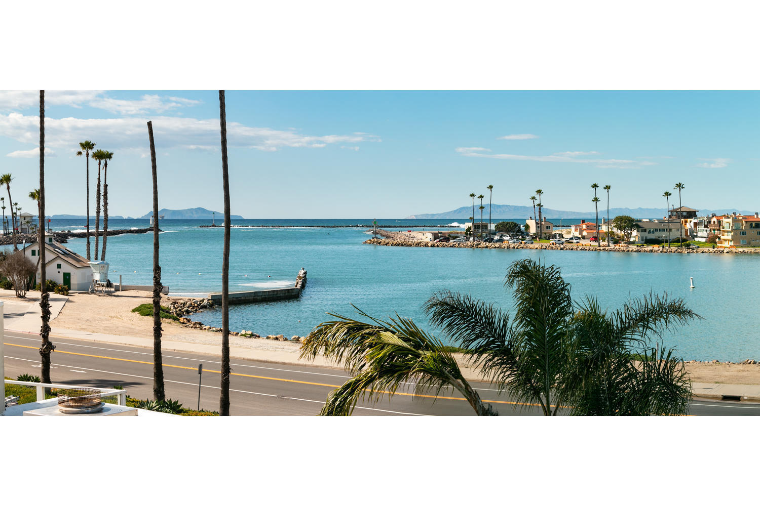 328 Lakeshore Drive Oxnard, CA 93035 - Photo 26 of 43 a view of a city