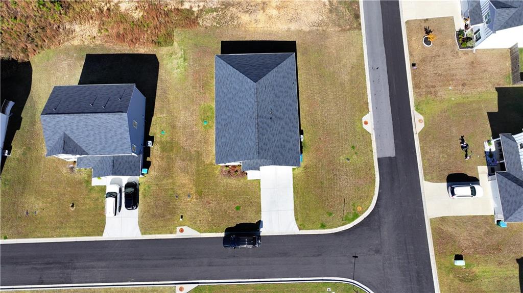 500 Pemberton Street Kingston, GA 30145 - Photo 37 of 46 an aerial view of residential houses with swimming pool