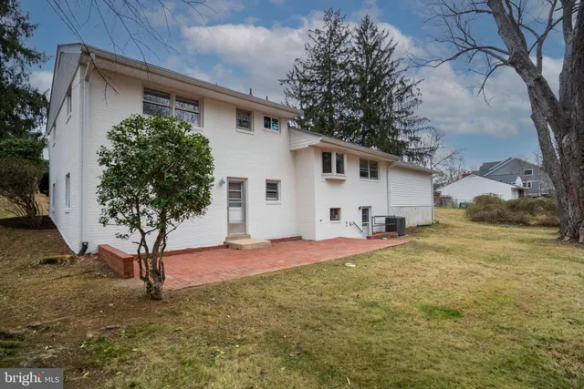 $1,359,888 | 1101 Dead Run Drive, McLean, VA 22101