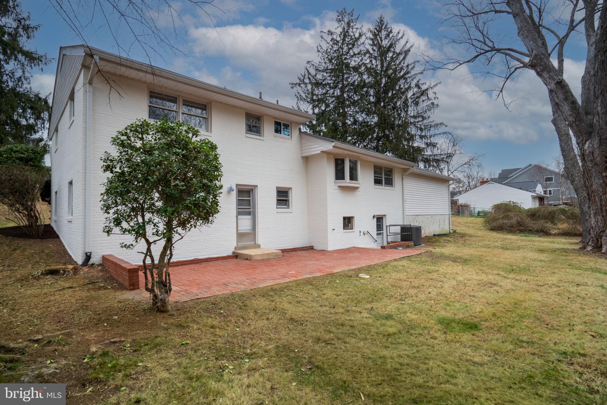 1101 Dead Run Drive McLean, VA 22101 - Photo 11 of 31