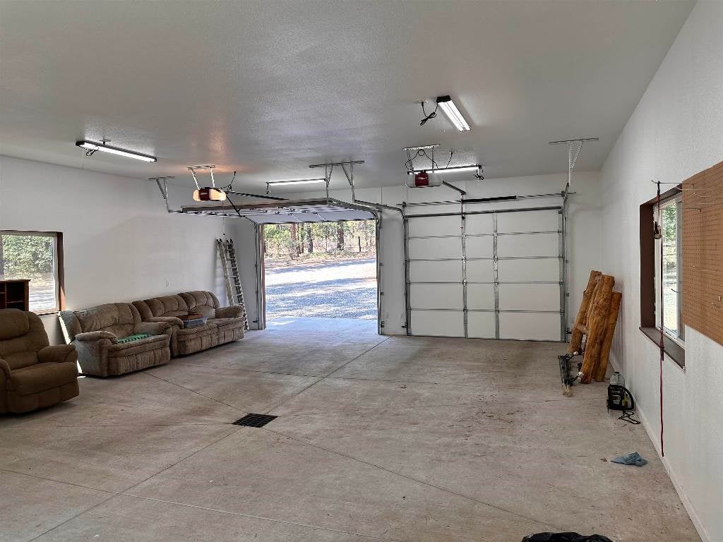 5814 Scott River Road Fort Jones, CA 96032 - Photo 9 of 18 Gallery Image 9