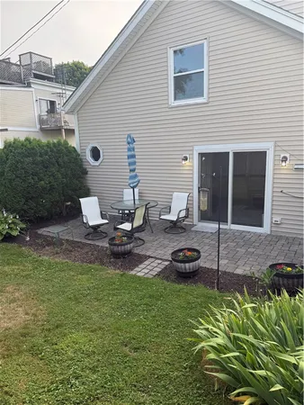 $5,000 | 16 Dudley Avenue, Unit 7, Newport, RI 02840