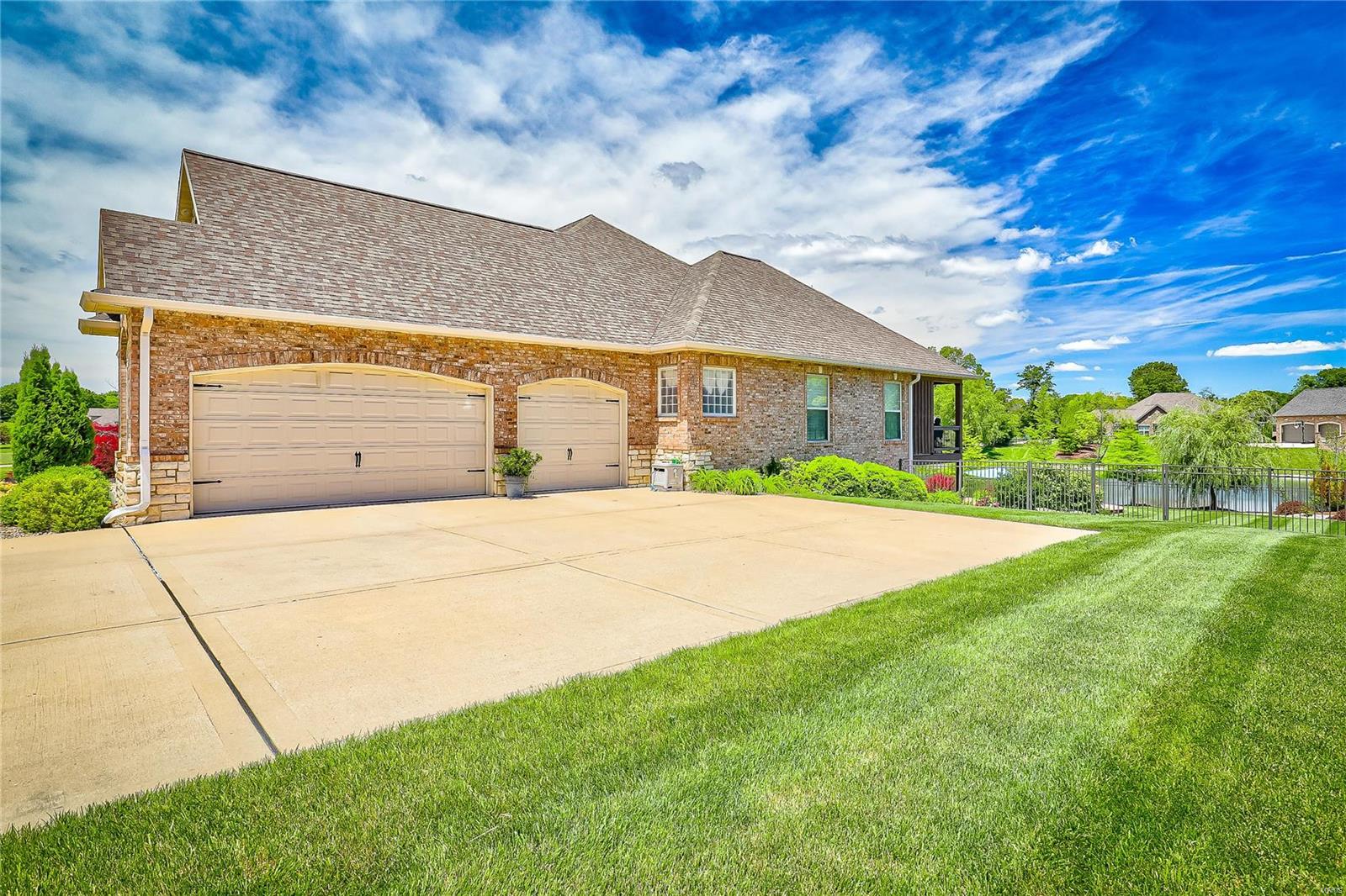1437 South Clinton Road Caseyville, IL 62232 - Photo 6 of 49