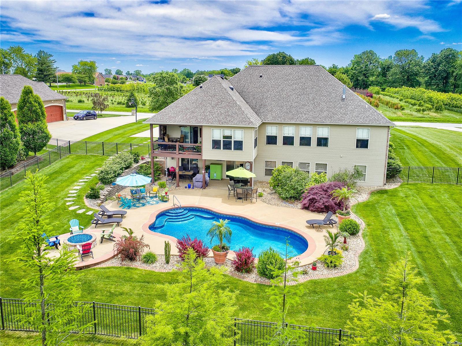 1437 South Clinton Road Caseyville, IL 62232 - Photo 9 of 49
