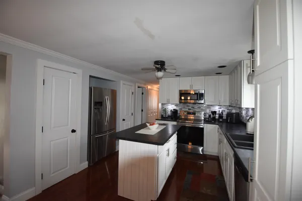 $439,900 | 9 Maple Manor, Vergennes, VT 05491