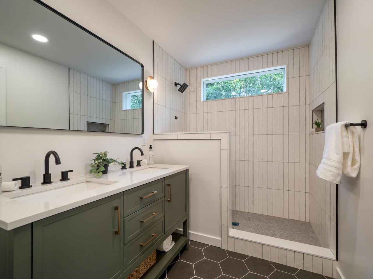 2608 Elmhurst Circle Raleigh, NC 27610 - Photo 7 of 41 Photo 8