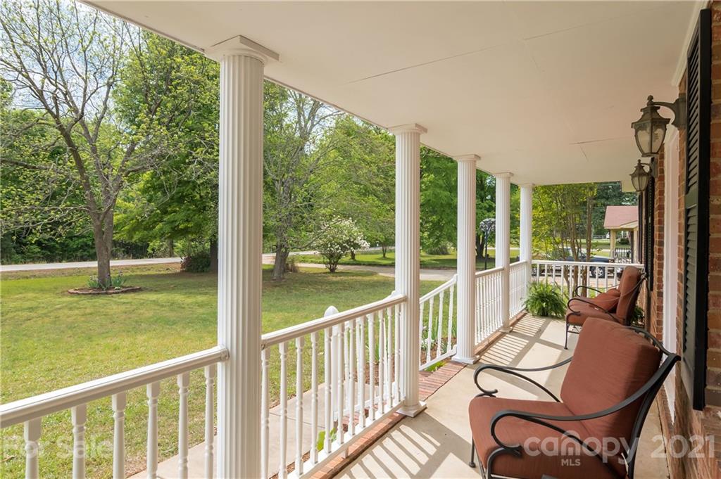 1717 Douglas Road Lancaster, SC 29720 - Photo 3 of 29 Gallery Image 3