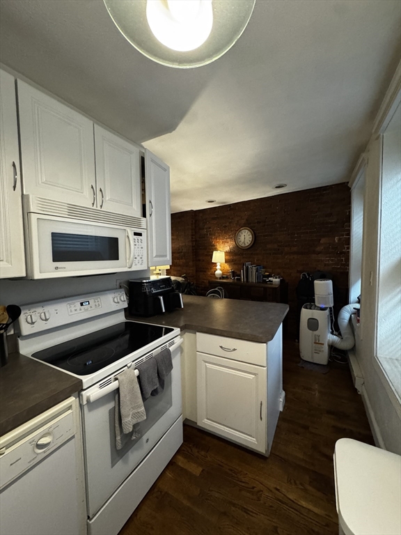 8 Battery Street, Unit 6 Boston, MA 02109 - Photo 15 of 19