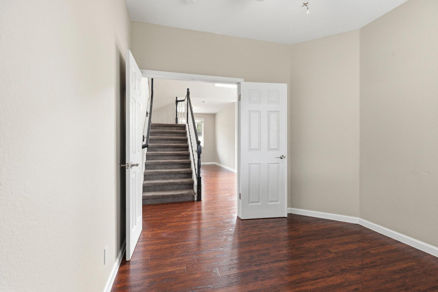 504 Van Dyken Way Ripon, CA 95366 - Photo 13 of 53