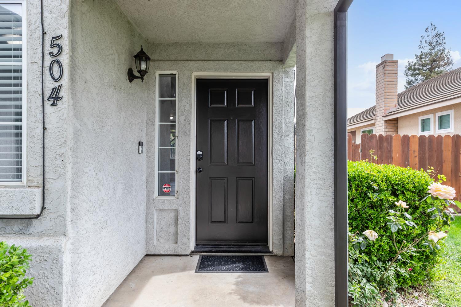 504 Van Dyken Way Ripon, CA 95366 - Photo 5 of 53