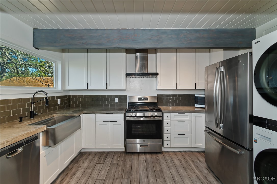 44408 Valley View Lane Sugarloaf, CA 92386 - Photo 13 of 42