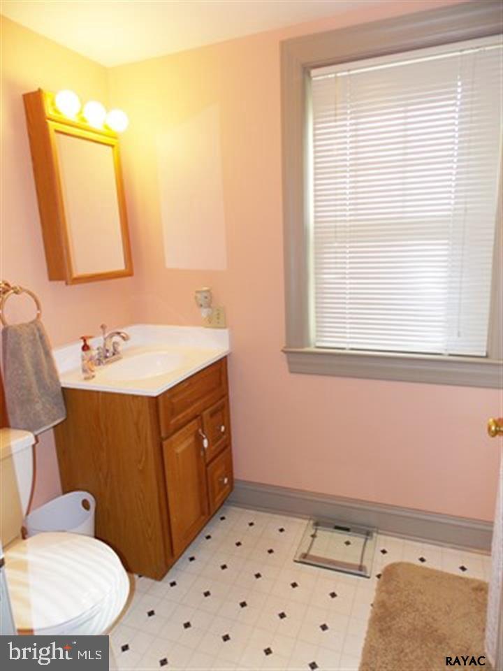 5 Summit Road York, PA 17403 - Photo 17 of 27 Gallery Image 17