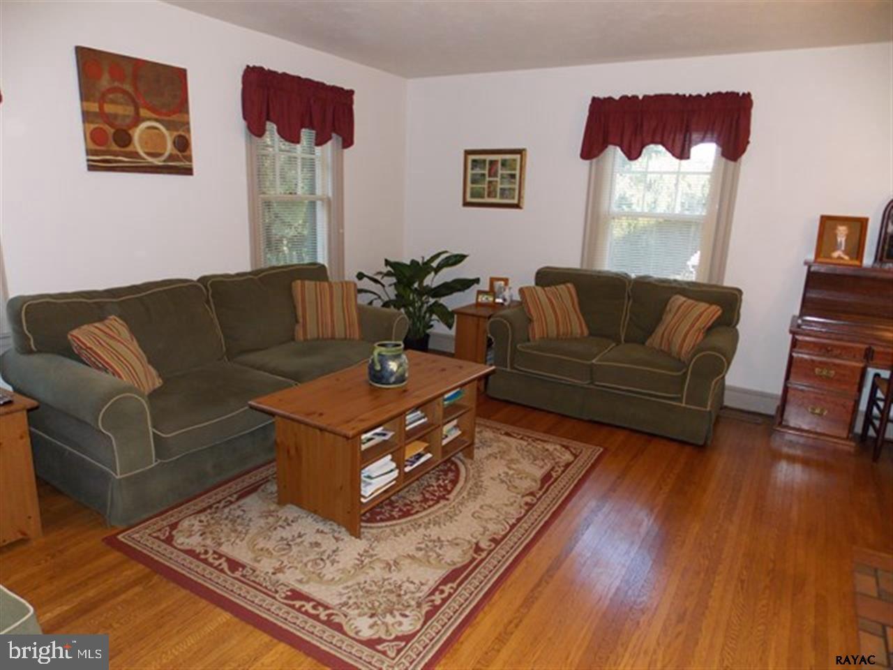 5 Summit Road York, PA 17403 - Photo 3 of 27 Gallery Image 3