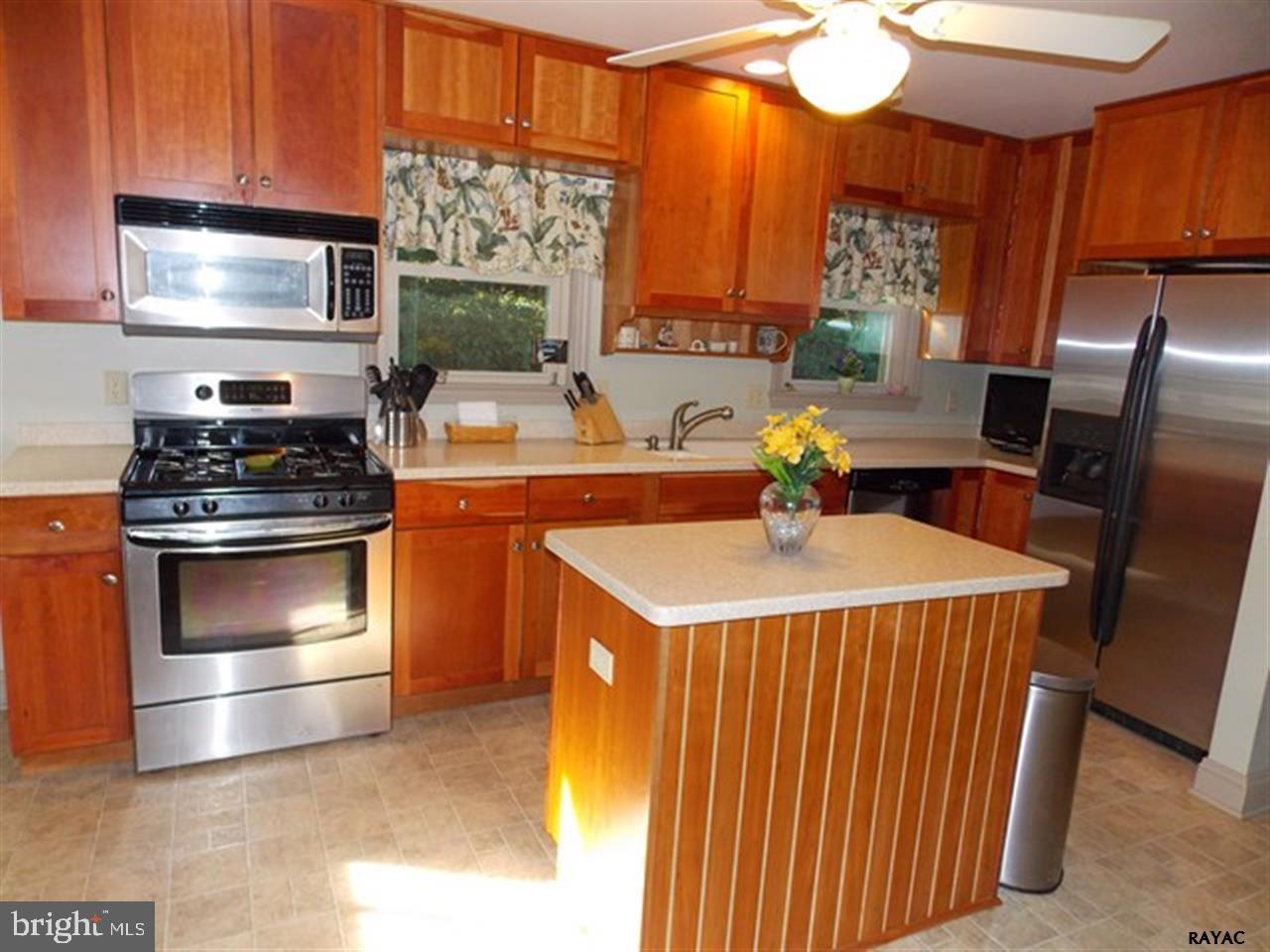 5 Summit Road York, PA 17403 - Photo 8 of 27 Gallery Image 8