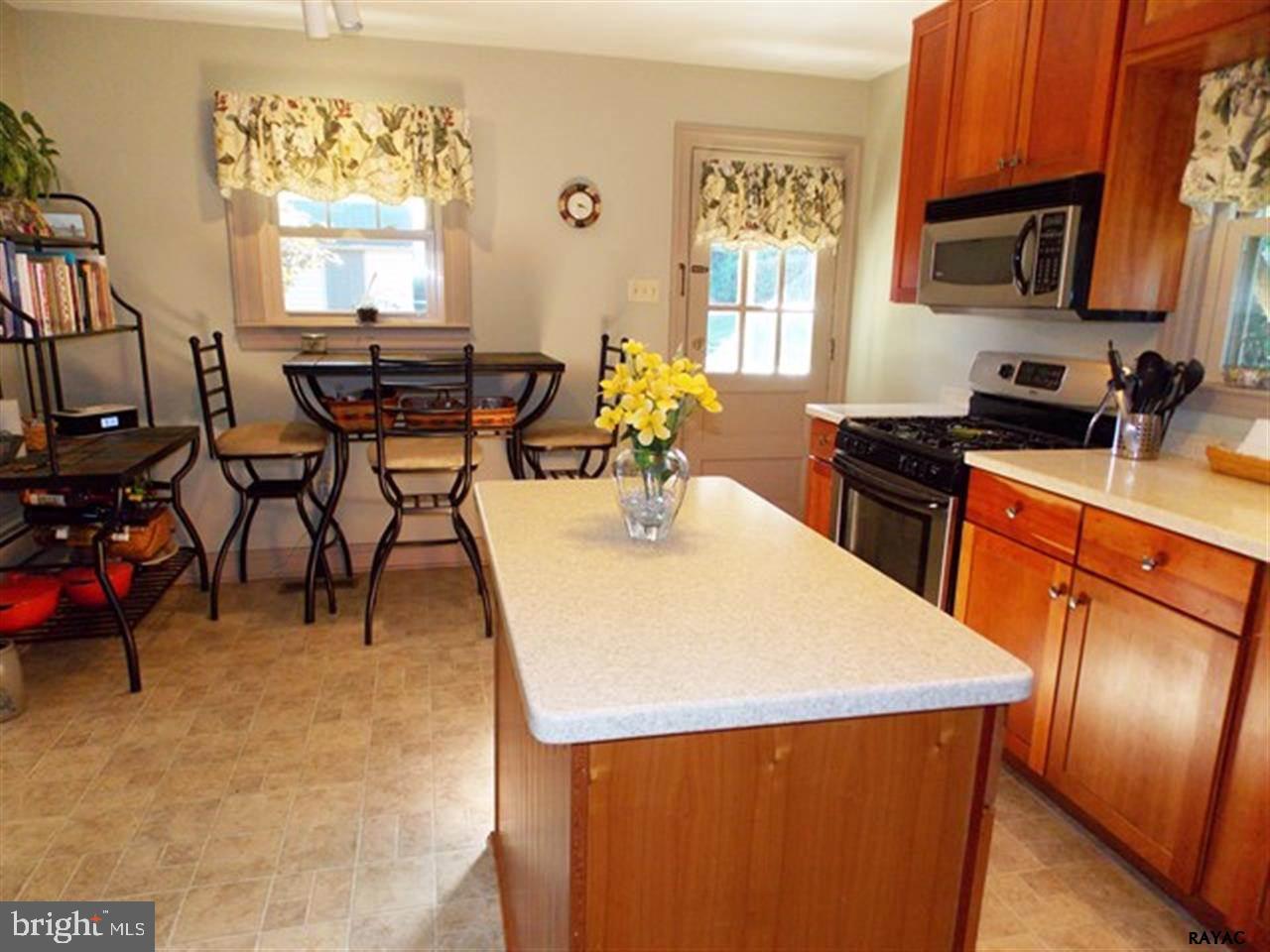 5 Summit Road York, PA 17403 - Photo 9 of 27 Gallery Image 9