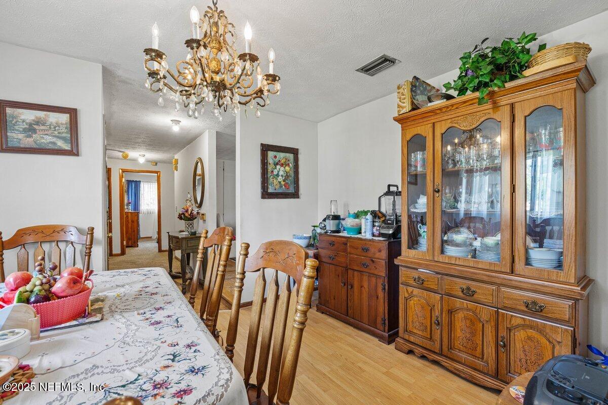 6932 Welland Road Jacksonville, FL 32209 - Photo 12 of 34 Photo - 017