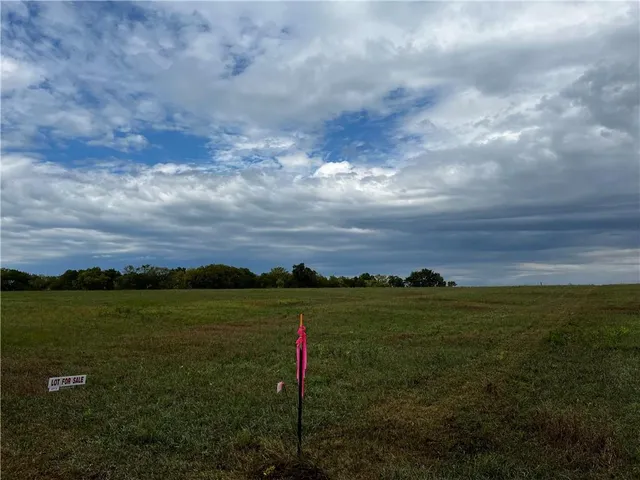 $123,000 | 1 Ferguson Road, Oskaloosa, KS 66066