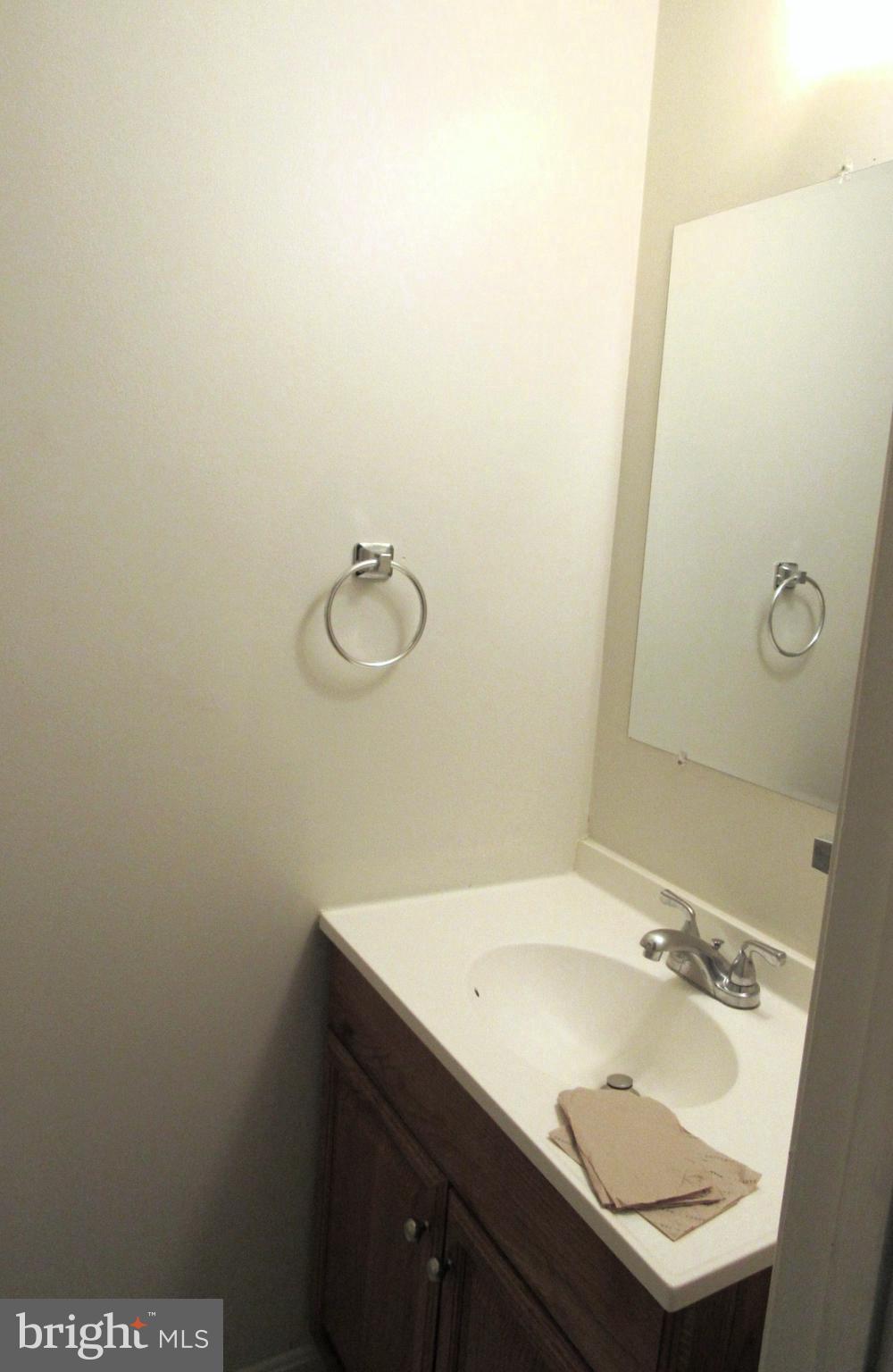 2202 Southgate Square Reston, VA 20191 - Photo 13 of 27