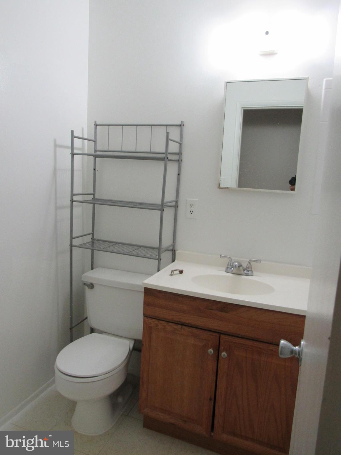 2202 Southgate Square Reston, VA 20191 - Photo 19 of 27