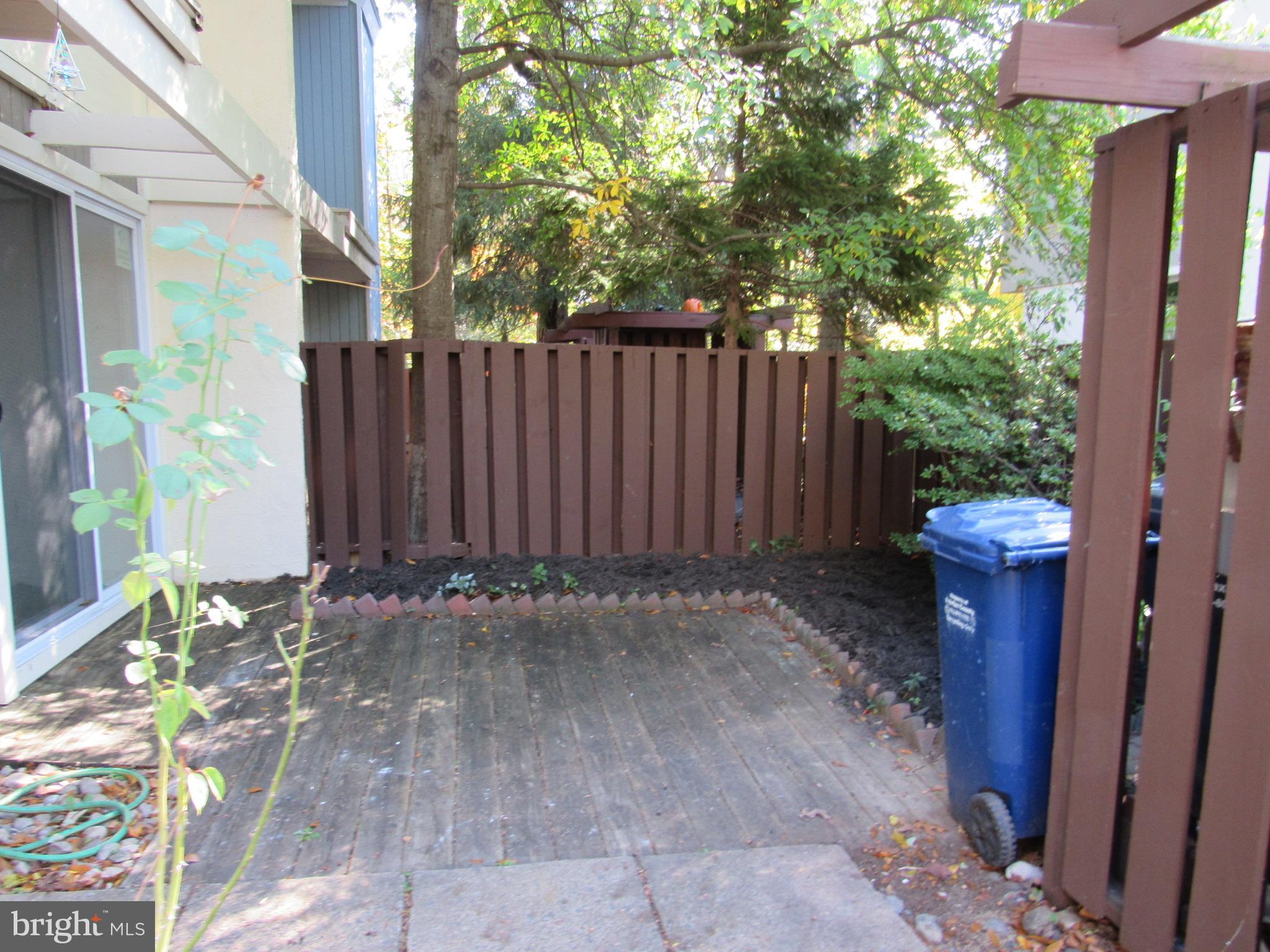 2202 Southgate Square Reston, VA 20191 - Photo 3 of 27