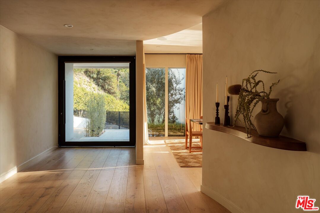 1820 Rising Glen Road West Hollywood, CA 90069 - Photo 31 of 33