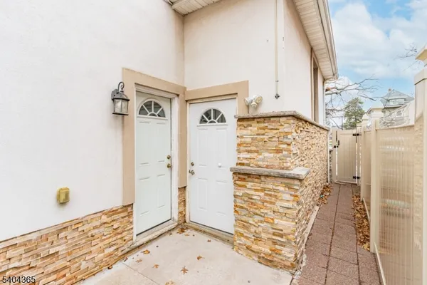 $2,800 | 840 Jersey Avenue, Elizabeth, NJ 07202