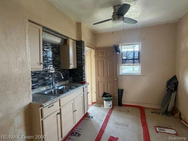 462 Campbell Street River Rouge, MI 48218 - Photo 7 of 17