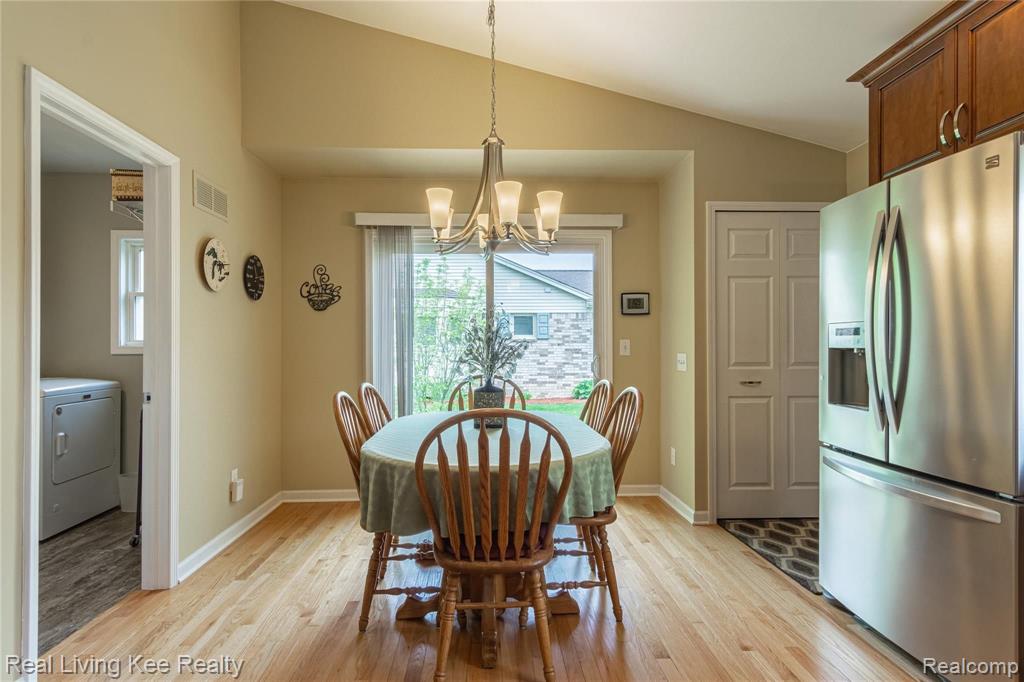 2160 Warrington Road Rochester Hills, MI 48307 - Photo 18 of 55