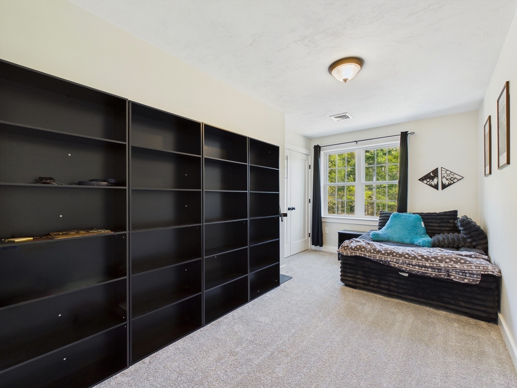 90 Howland Road Lakeville, MA 02347 - Photo 16 of 26