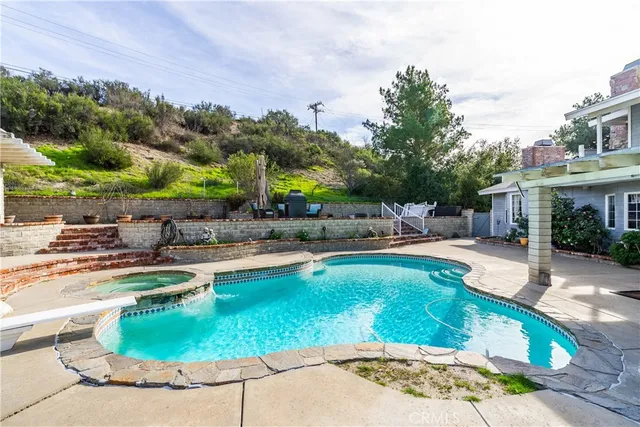 $1,995,000 | 28132 Oak Spring Canyon Canyon, Canyon Country, CA 91387