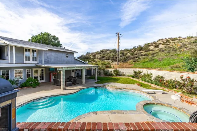 $1,995,000 | 28132 Oak Spring Canyon Canyon, Canyon Country, CA 91387