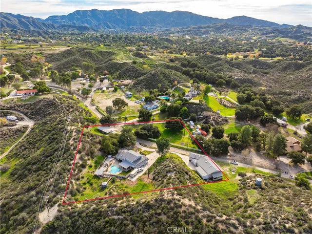 $1,995,000 | 28132 Oak Spring Canyon Canyon, Canyon Country, CA 91387