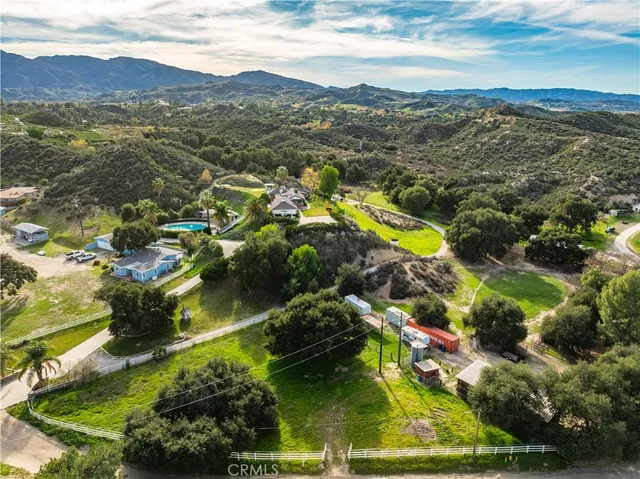 $1,995,000 | 28132 Oak Spring Canyon Canyon, Canyon Country, CA 91387