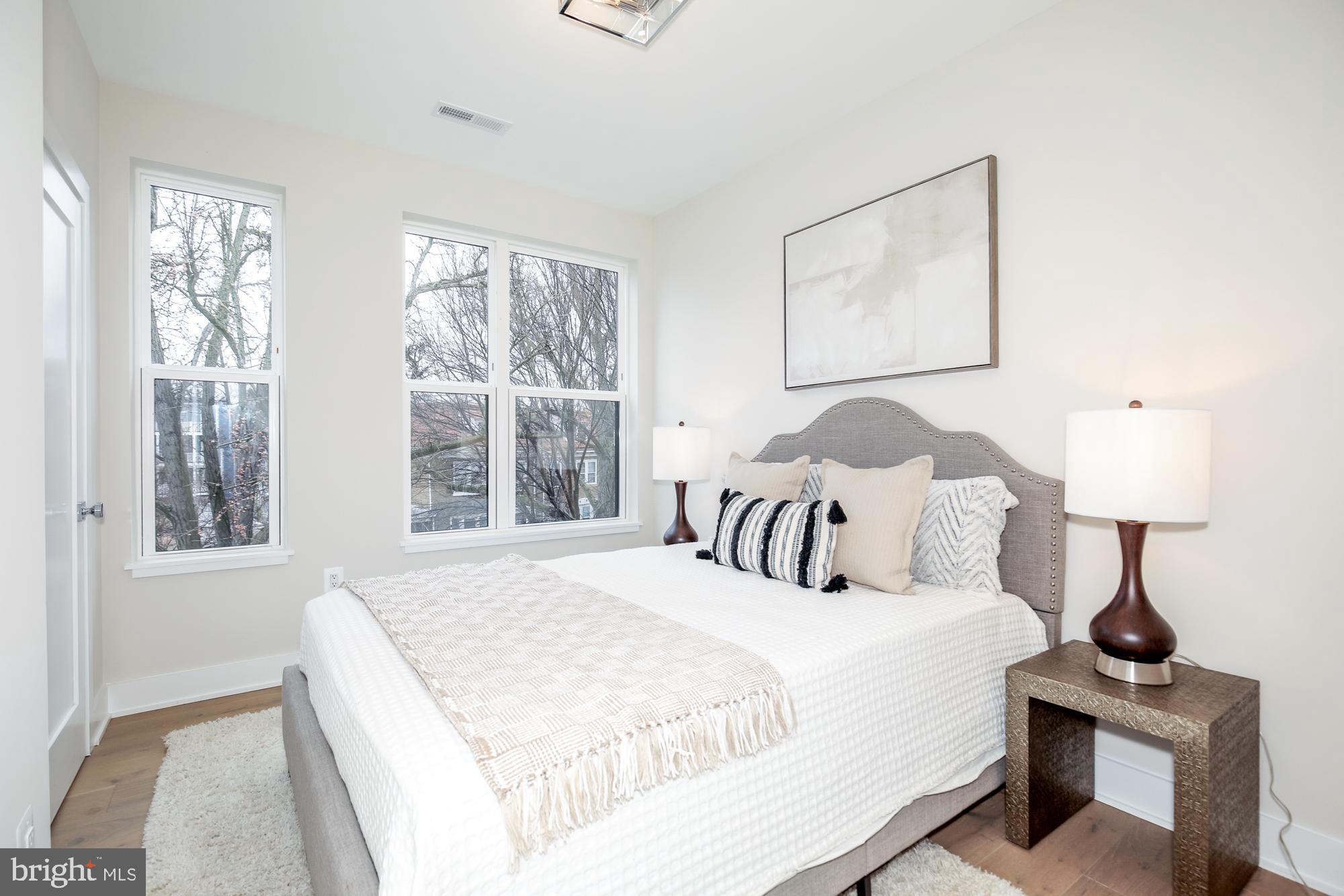 1421 Spring Road Northwest, Unit 101 Washington, DC 20010 - Photo 8 of 10