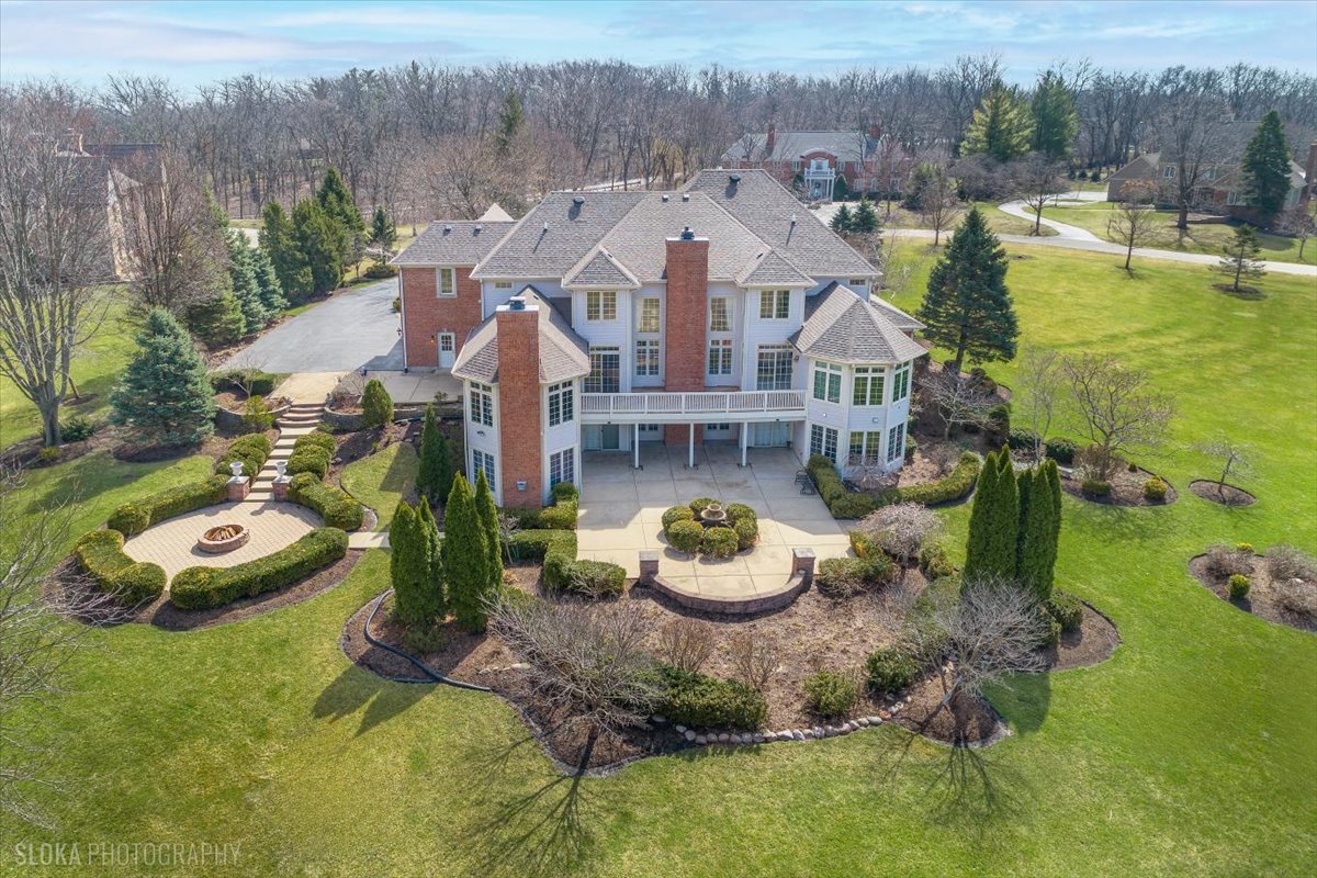 1175 Woodburn Court Inverness, IL 60067 - Photo 2 of 68