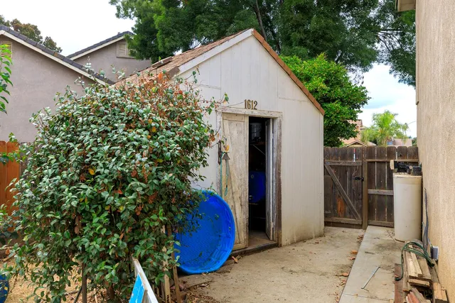 $525,000 | 1612 VÃa Colabria, Gustine, CA 95322