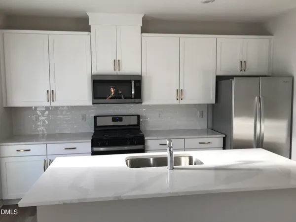 $1,980 | 828 Oak Center Drive, Raleigh, NC 27610