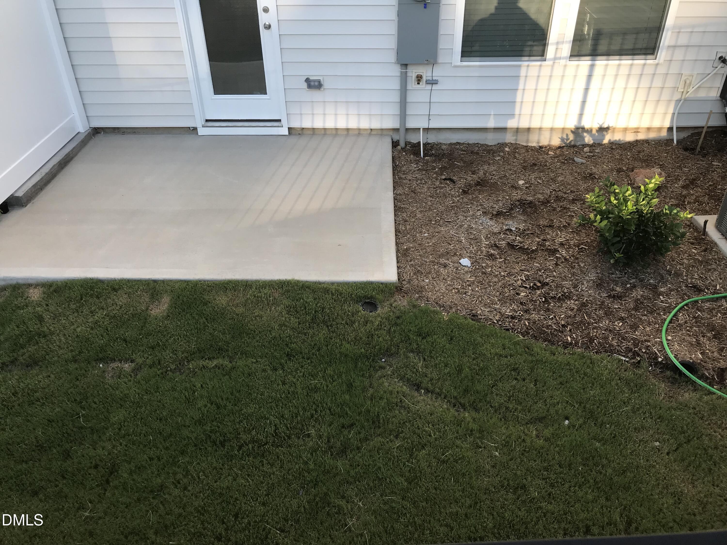 828 Oak Center Drive Raleigh, NC 27610 - Photo 4 of 28 IMG_4293