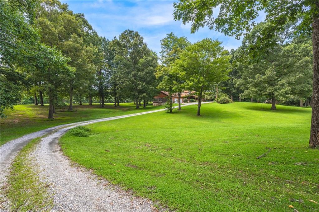 2000 Peabody Road Colfax, NC 27235 - Photo 5 of 36